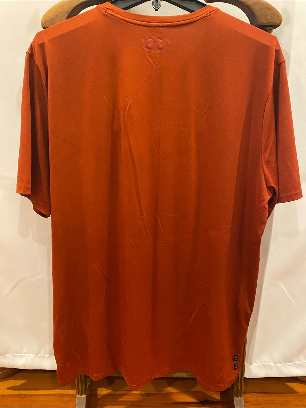 Under Armour Men’s Rust/Orange Crew Neck Performance Tee - Picture 2 of 8